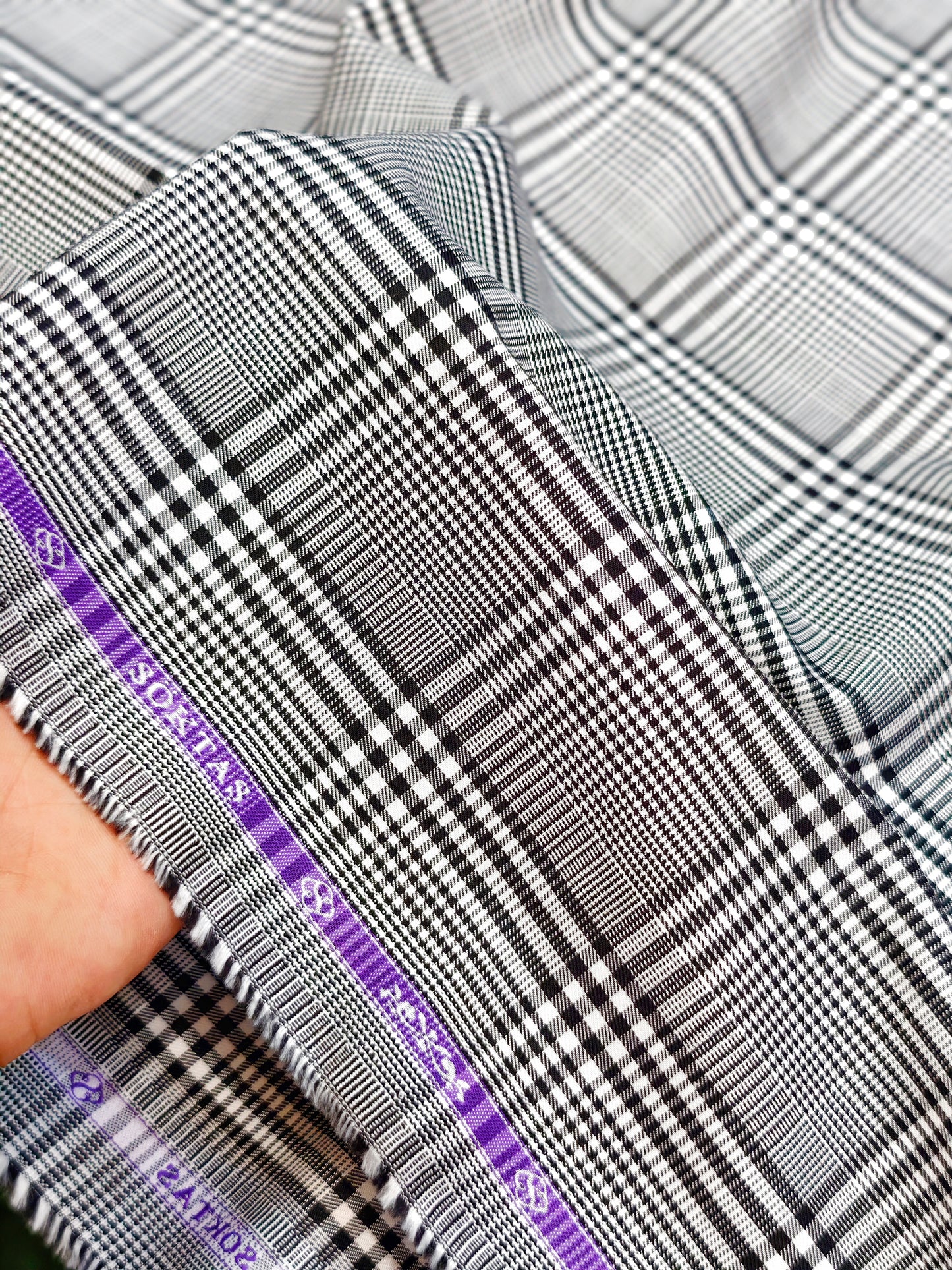 Soktas(Aditya Birla Cotton) Men's Giza Cotton Shirting Fabric(Black and White).