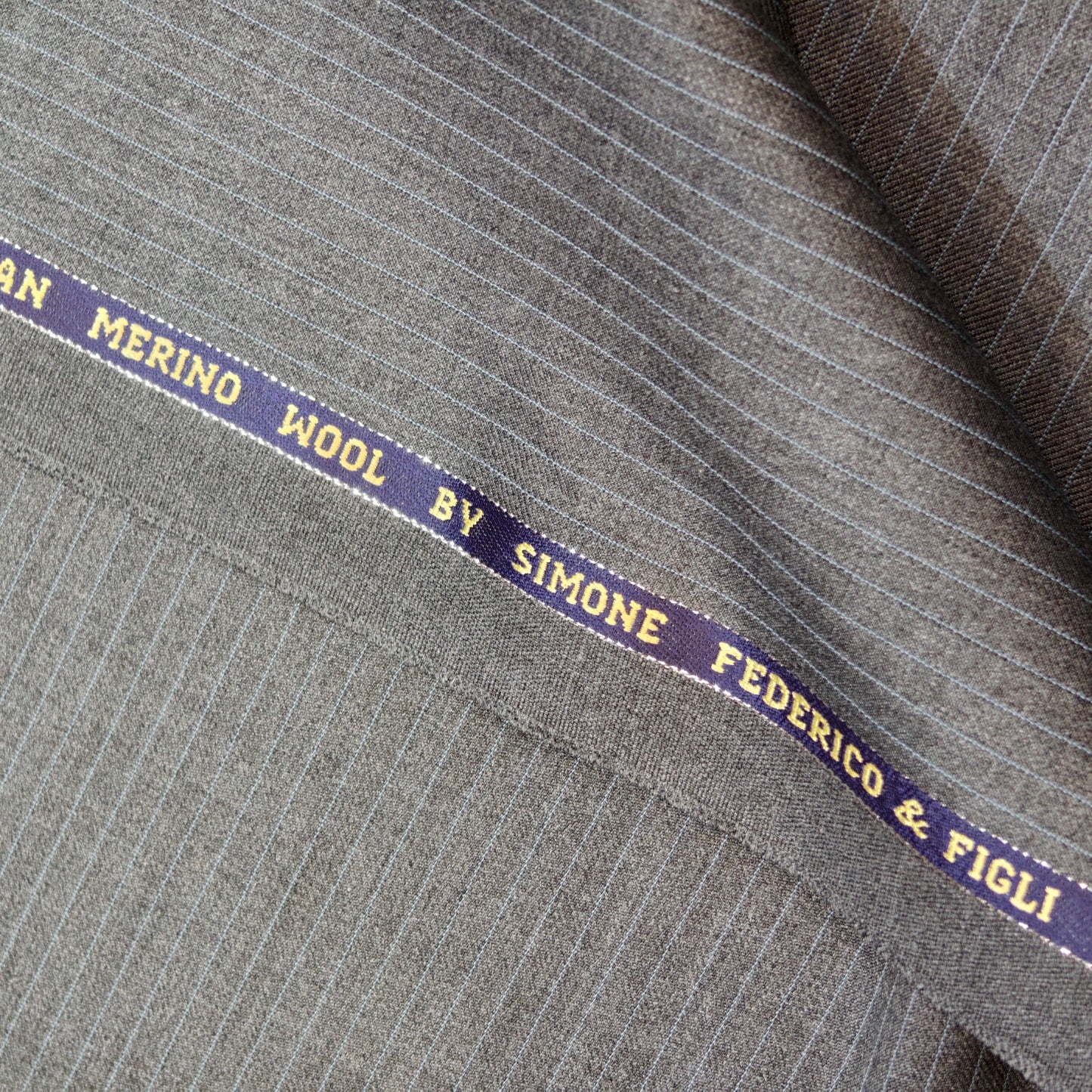 Simone Federico & Figli Men’s Terry Rayon Striped Unstitched Suiting Fabric (Worsted Grey)