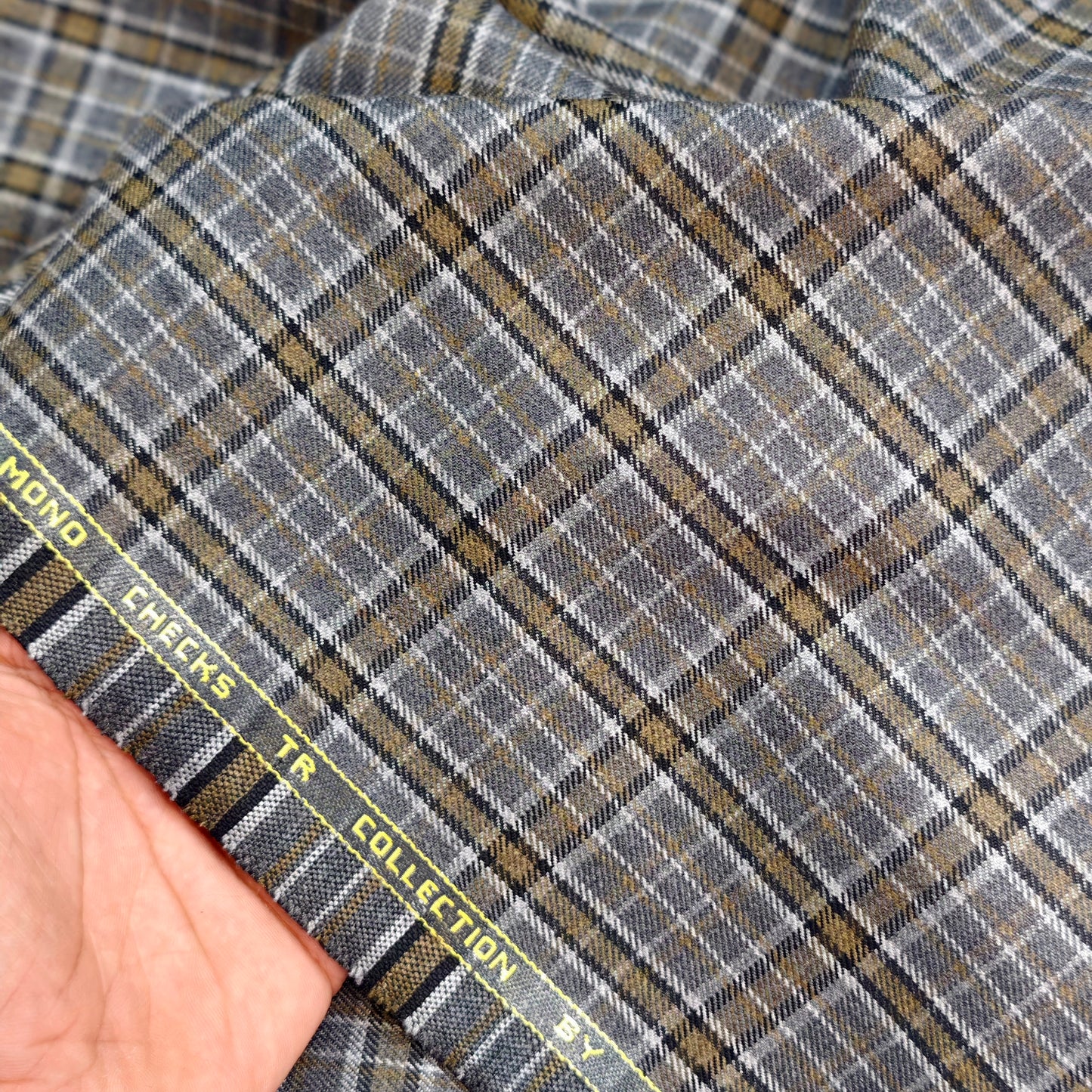 Canetti Men’s Terry Rayon Striped Unstitched Suiting Fabric (Grey and Olive)