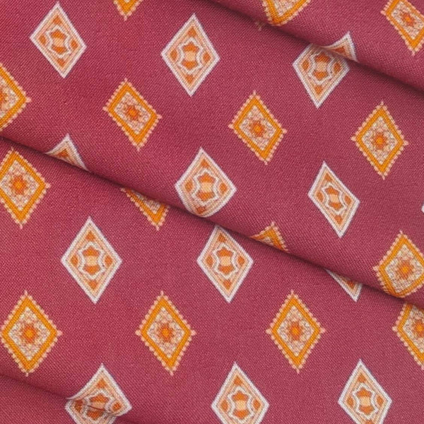 Shirt Fabric ManTire Polyester Viscose Digital Printed Color Burgundy